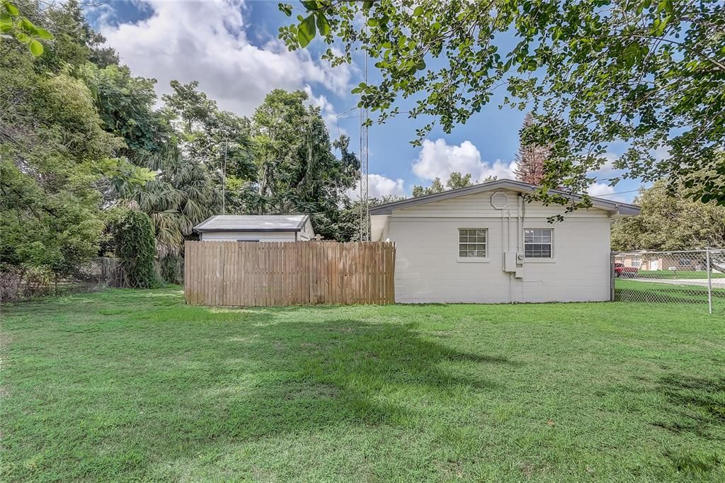For Sale: $187,000 (2 beds, 1 baths, 690 Square Feet)