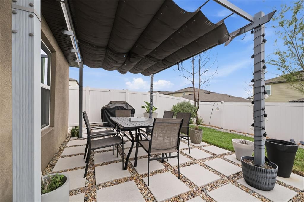 For Sale: $325,000 (3 beds, 2 baths, 1459 Square Feet)