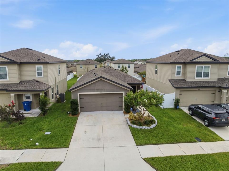 For Sale: $325,000 (3 beds, 2 baths, 1459 Square Feet)