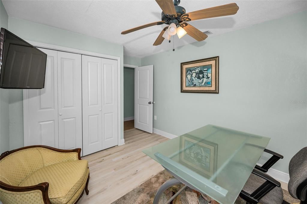 For Sale: $900,000 (3 beds, 2 baths, 1955 Square Feet)