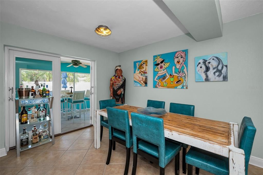 For Sale: $900,000 (3 beds, 2 baths, 1955 Square Feet)