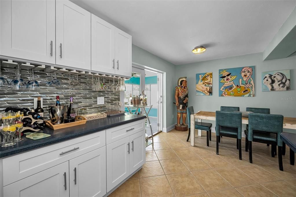 For Sale: $900,000 (3 beds, 2 baths, 1955 Square Feet)