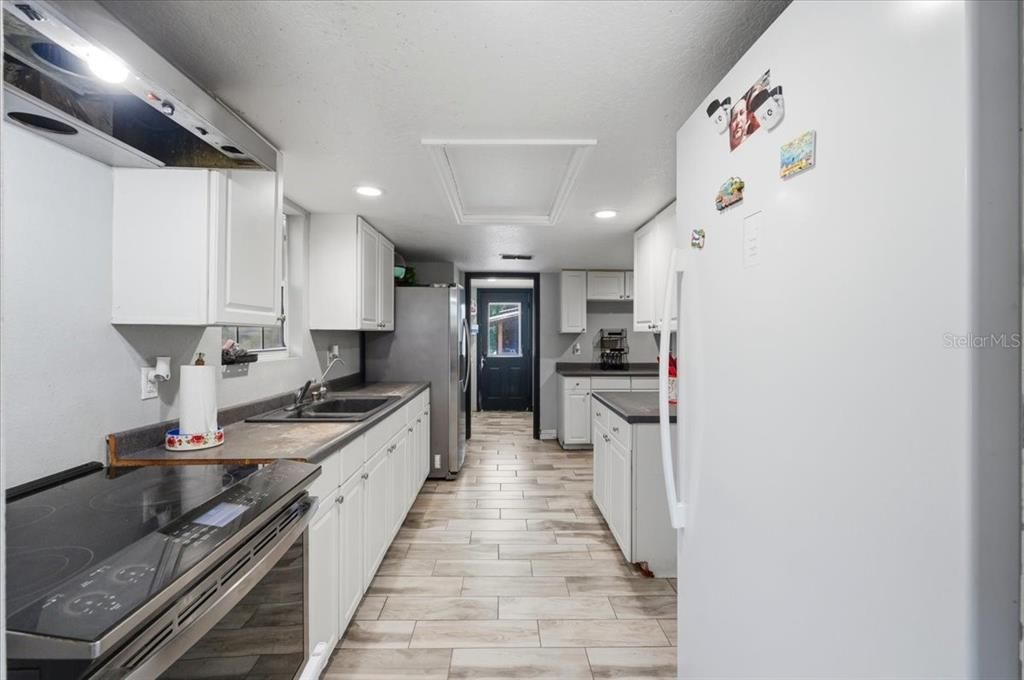 En Venta: $610,000 (3 camas, 2 baños, 1828 Pies cuadrados)