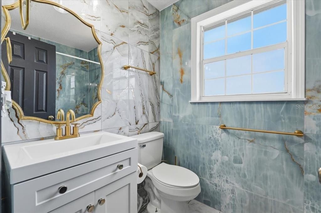 En Venta: $610,000 (3 camas, 2 baños, 1828 Pies cuadrados)