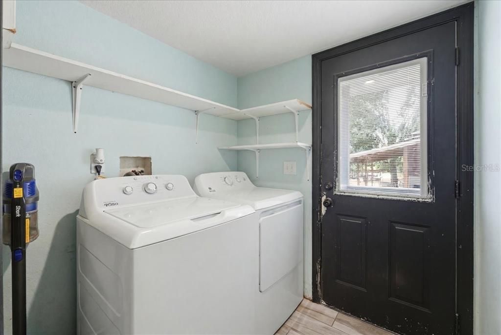 En Venta: $610,000 (3 camas, 2 baños, 1828 Pies cuadrados)