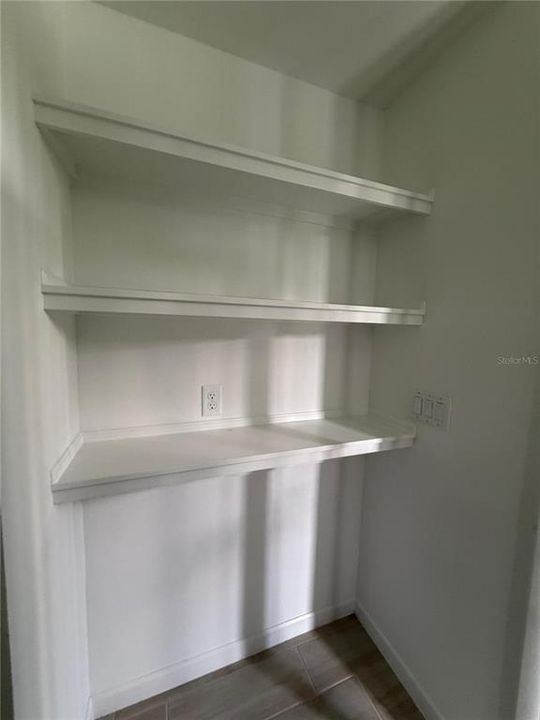 For Rent: $2,800 (3 beds, 2 baths, 1704 Square Feet)