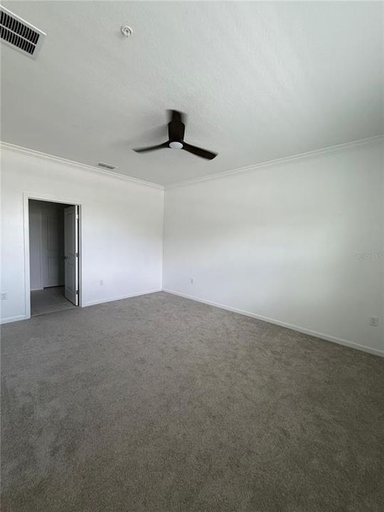 For Rent: $2,800 (3 beds, 2 baths, 1704 Square Feet)