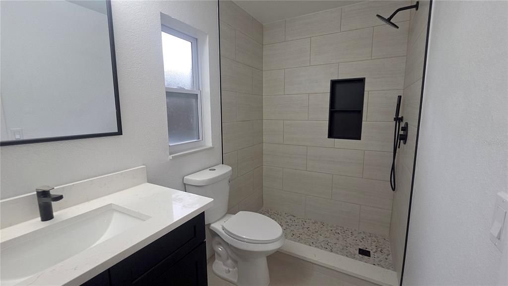 En Venta: $249,900 (2 camas, 1 baños, 1009 Pies cuadrados)