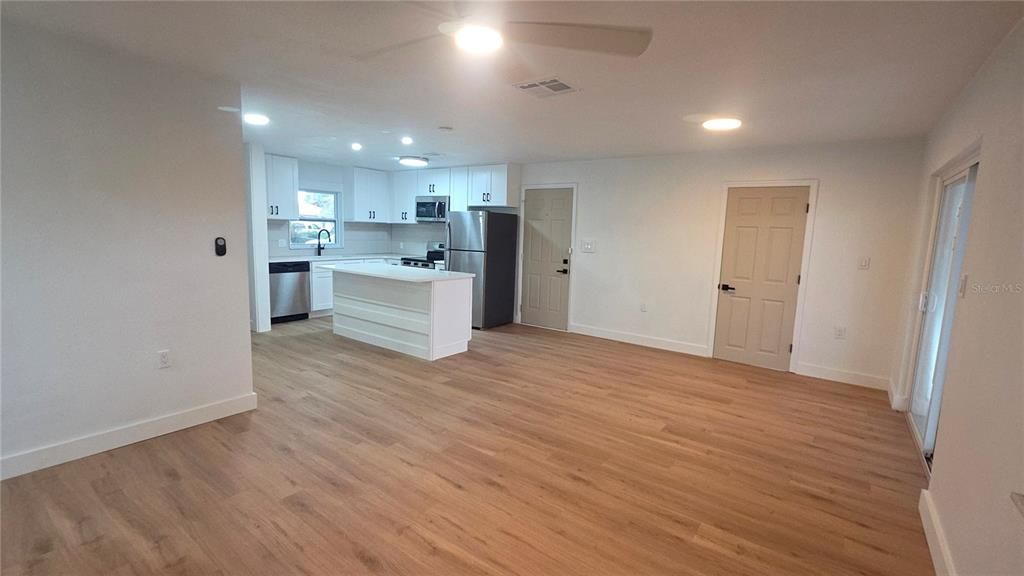 En Venta: $249,900 (2 camas, 1 baños, 1009 Pies cuadrados)