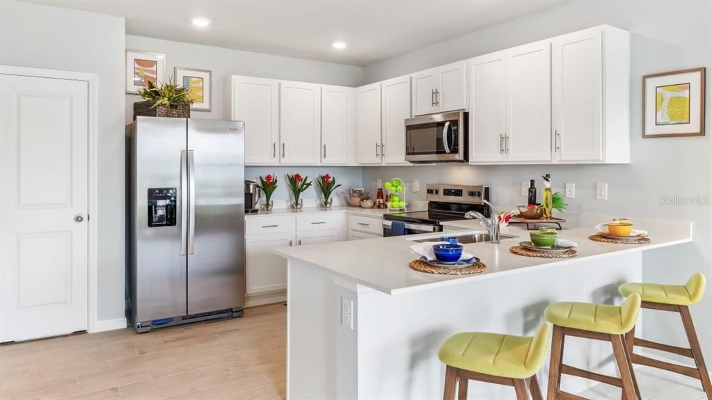 For Sale: $283,985 (3 beds, 2 baths, 1543 Square Feet)