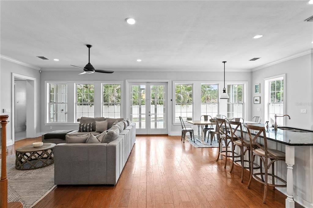 For Sale: $1,595,000 (5 beds, 4 baths, 3389 Square Feet)