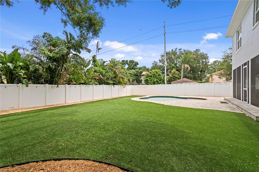For Sale: $1,595,000 (5 beds, 4 baths, 3389 Square Feet)