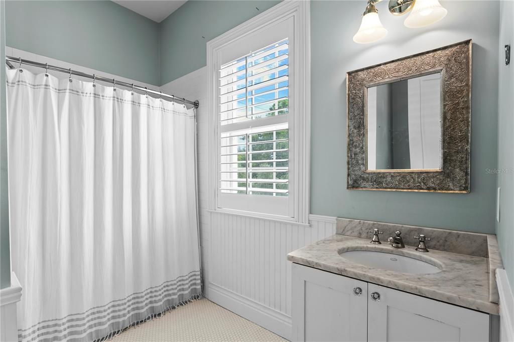 For Sale: $1,595,000 (5 beds, 4 baths, 3389 Square Feet)