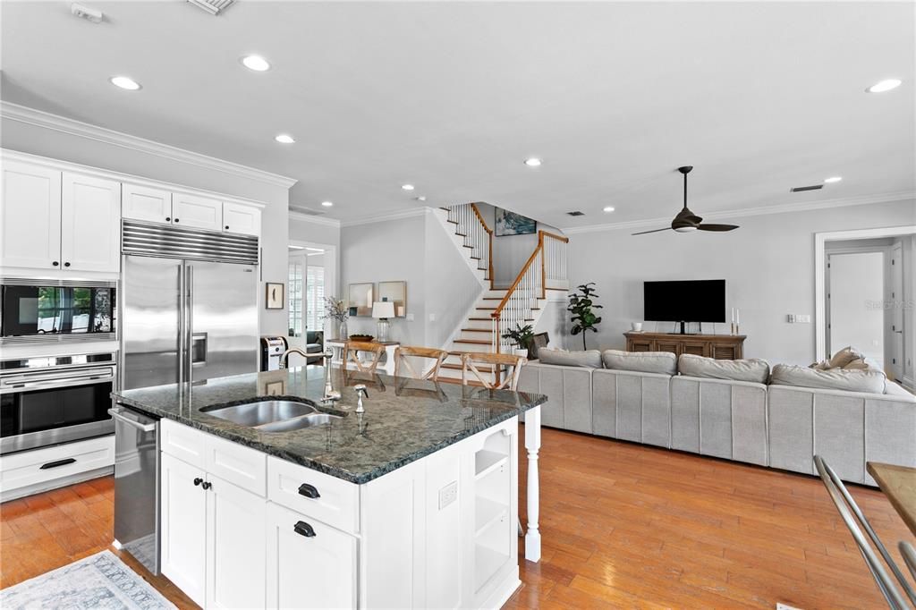 For Sale: $1,595,000 (5 beds, 4 baths, 3389 Square Feet)