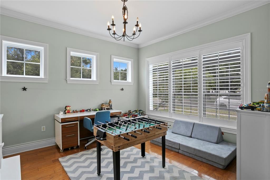 For Sale: $1,595,000 (5 beds, 4 baths, 3389 Square Feet)