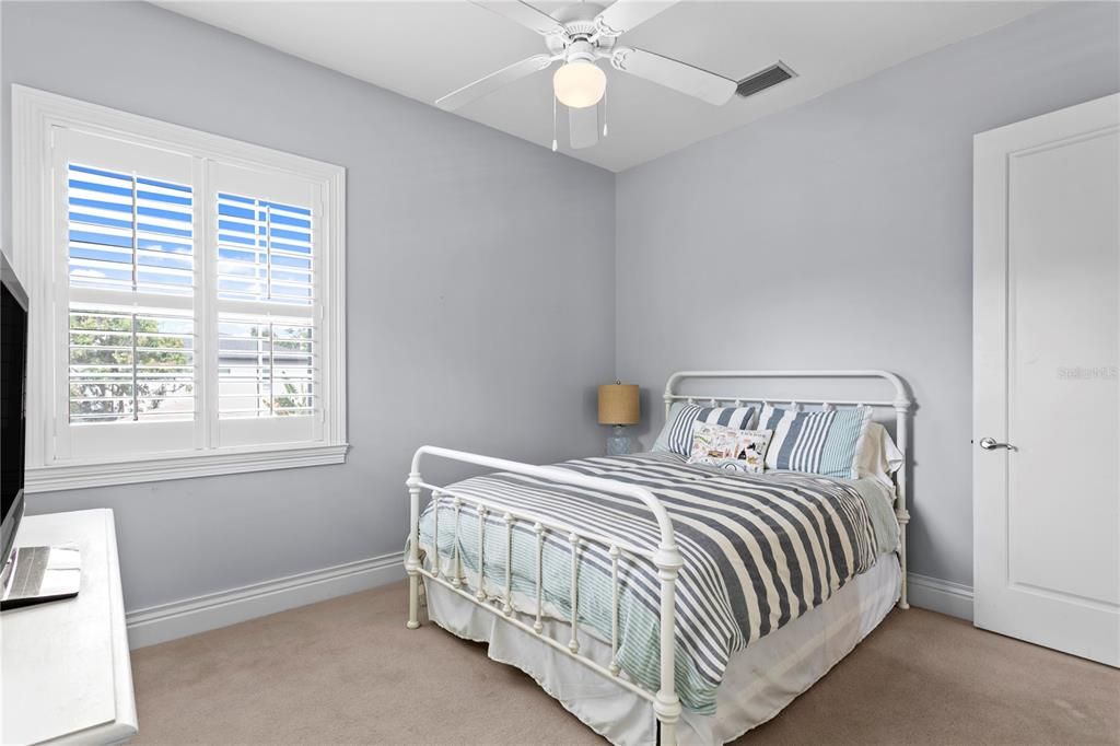 For Sale: $1,595,000 (5 beds, 4 baths, 3389 Square Feet)