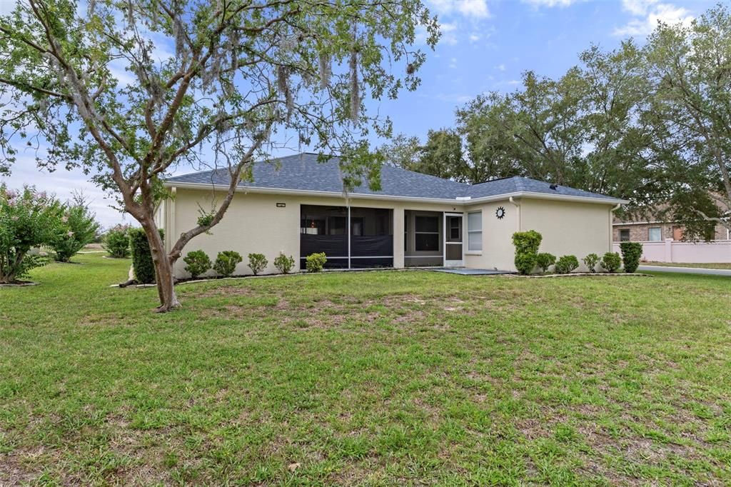 En Venta: $359,000 (4 camas, 3 baños, 2048 Pies cuadrados)