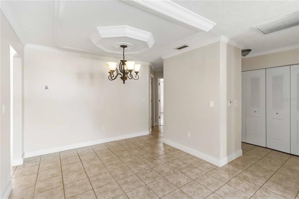 For Sale: $270,000 (3 beds, 2 baths, 1824 Square Feet)
