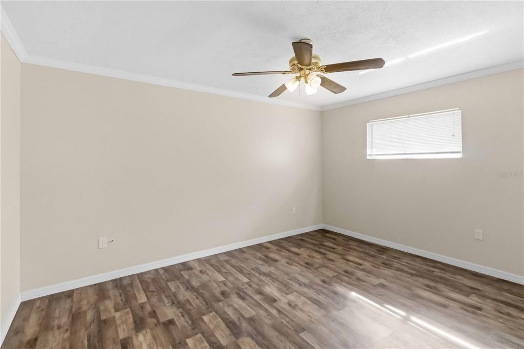 For Sale: $270,000 (3 beds, 2 baths, 1824 Square Feet)