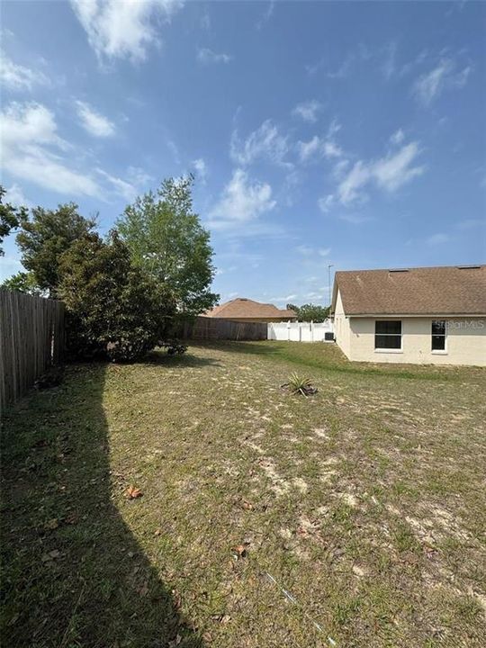 For Rent: $2,500 (3 beds, 2 baths, 1730 Square Feet)