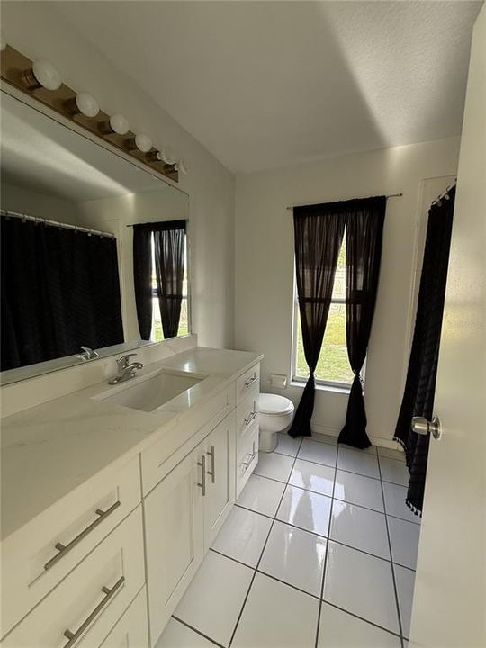 For Rent: $2,500 (3 beds, 2 baths, 1730 Square Feet)