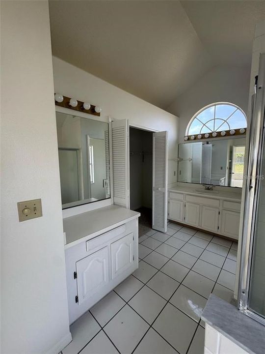 For Rent: $2,500 (3 beds, 2 baths, 1730 Square Feet)