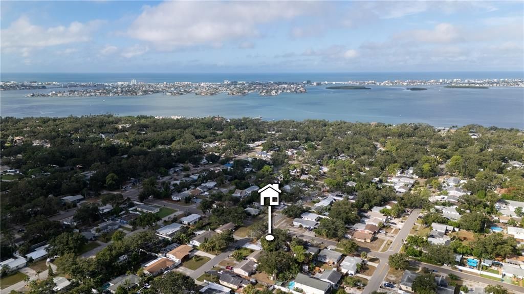 En Venta: $539,000 (4 camas, 3 baños, 2054 Pies cuadrados)