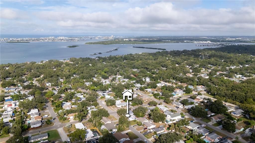 En Venta: $539,000 (4 camas, 3 baños, 2054 Pies cuadrados)
