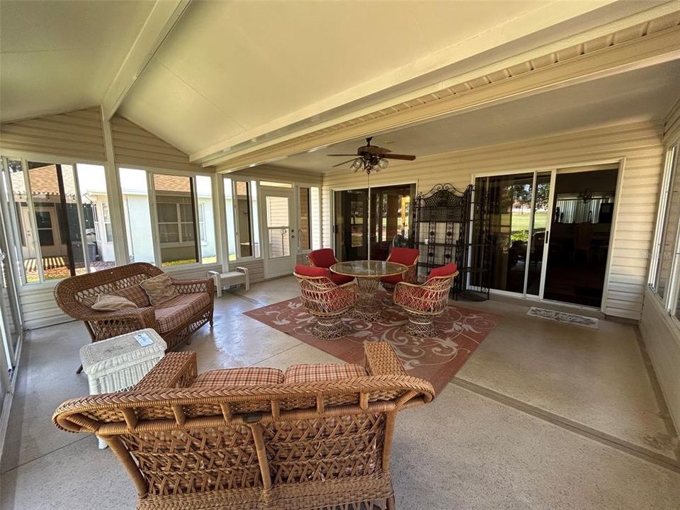 En Venta: $408,000 (3 camas, 2 baños, 1533 Pies cuadrados)