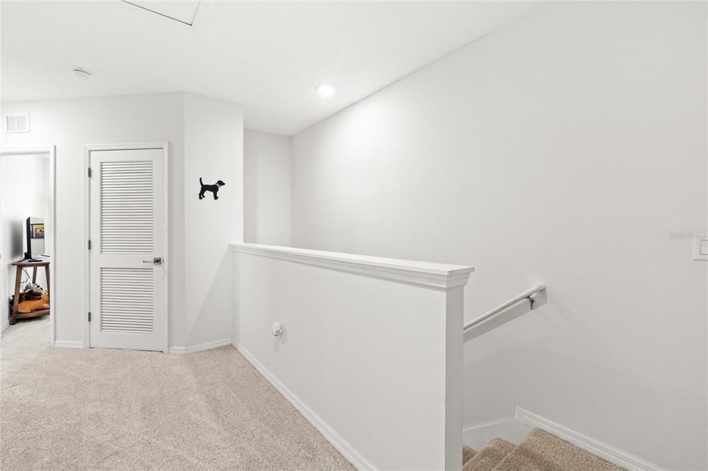 En Venta: $289,000 (3 camas, 3 baños, 1507 Pies cuadrados)