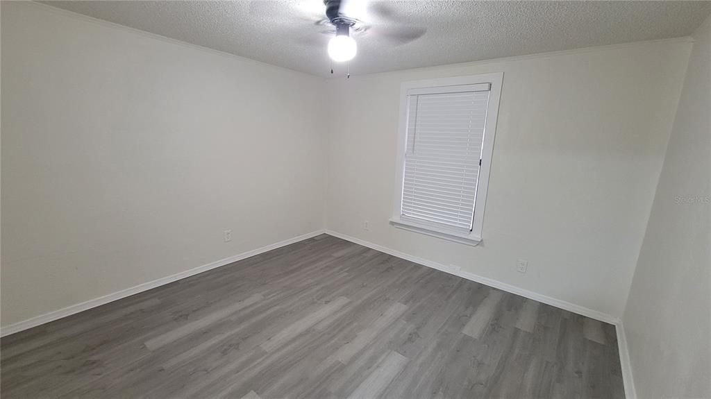For Rent: $2,099 (3 beds, 2 baths, 852 Square Feet)