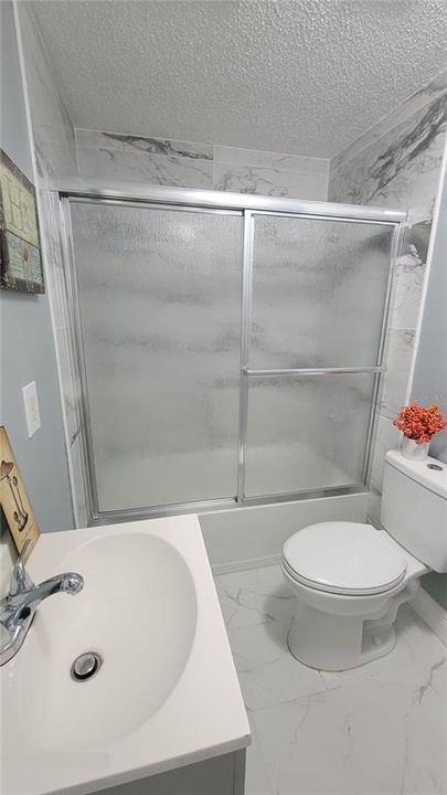 For Rent: $2,099 (3 beds, 2 baths, 852 Square Feet)