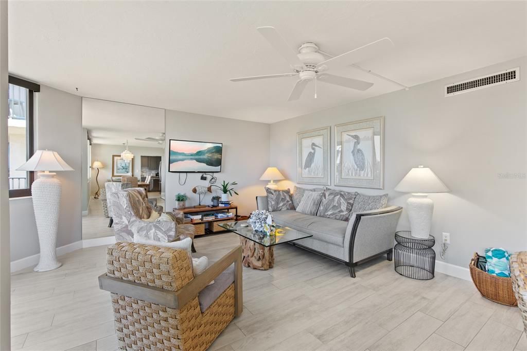 For Sale: $1,170,000 (2 beds, 0 baths, 1263 Square Feet)