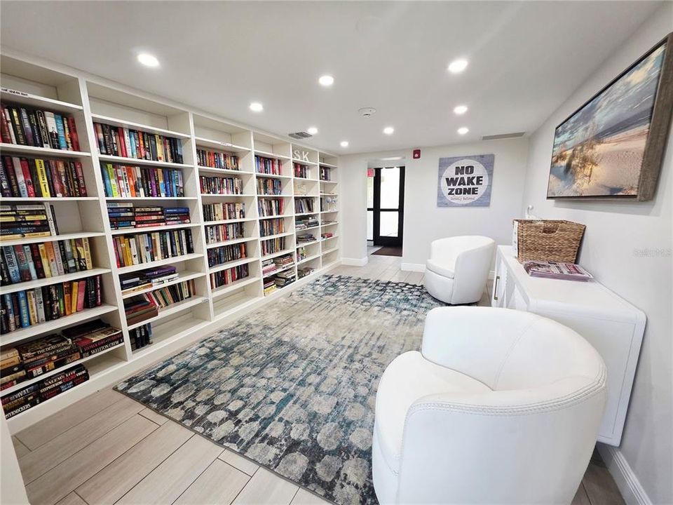 For Sale: $1,170,000 (2 beds, 0 baths, 1263 Square Feet)