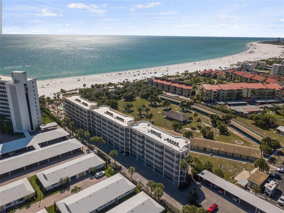 For Sale: $1,170,000 (2 beds, 0 baths, 1263 Square Feet)