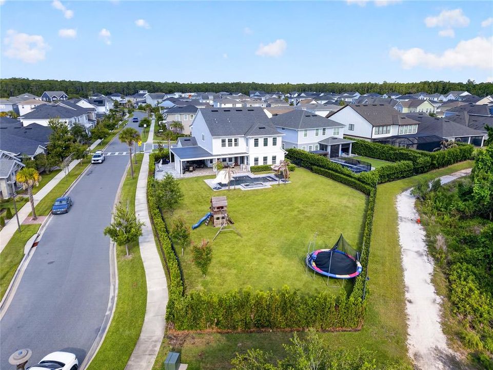 For Sale: $1,750,000 (5 beds, 4 baths, 3787 Square Feet)