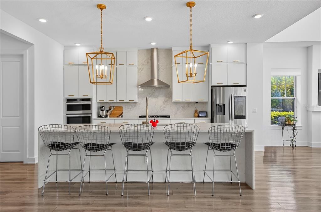 For Sale: $1,750,000 (5 beds, 4 baths, 3787 Square Feet)