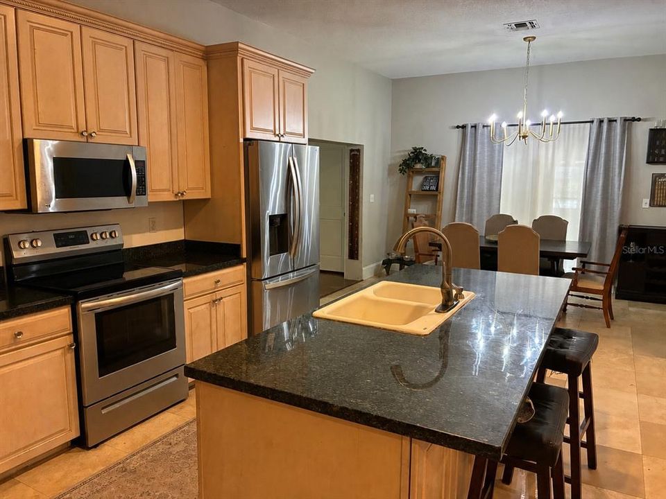 For Sale: $779,000 (4 beds, 3 baths, 3400 Square Feet)