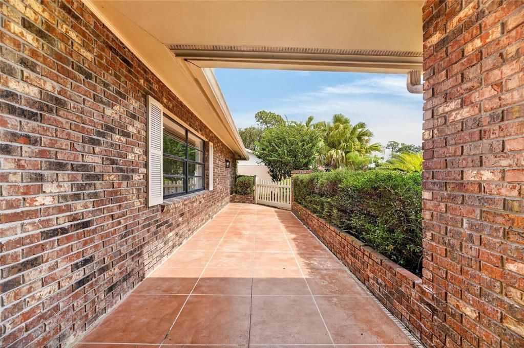 For Sale: $439,000 (3 beds, 2 baths, 2344 Square Feet)