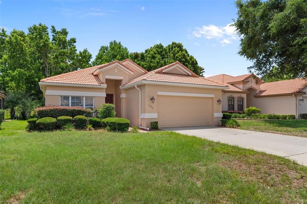 For Sale: $269,900 (2 beds, 2 baths, 1527 Square Feet)