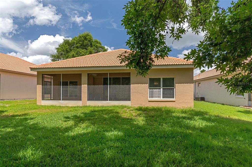 For Sale: $269,900 (2 beds, 2 baths, 1527 Square Feet)