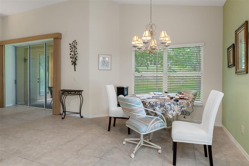 For Sale: $269,900 (2 beds, 2 baths, 1527 Square Feet)