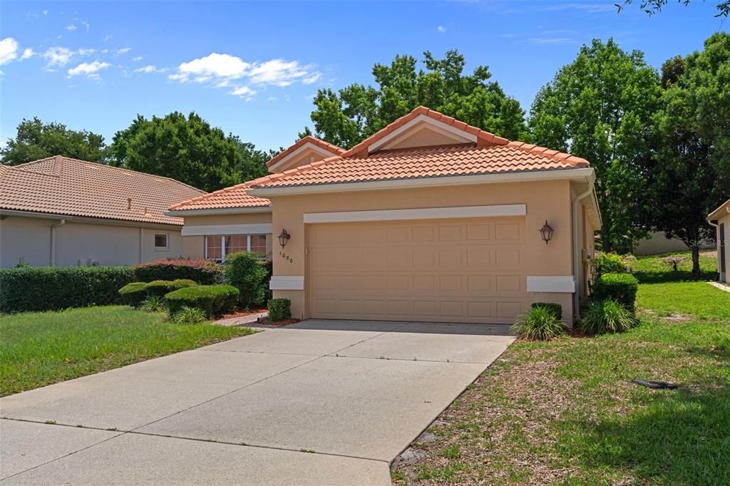 For Sale: $269,900 (2 beds, 2 baths, 1527 Square Feet)