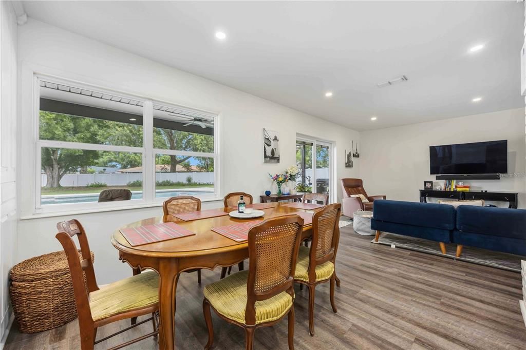 For Sale: $389,900 (4 beds, 2 baths, 1893 Square Feet)