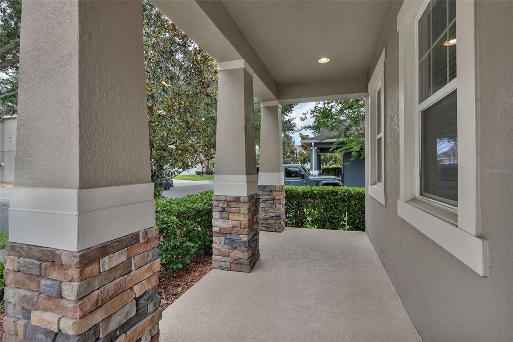 For Sale: $675,000 (4 beds, 3 baths, 2214 Square Feet)