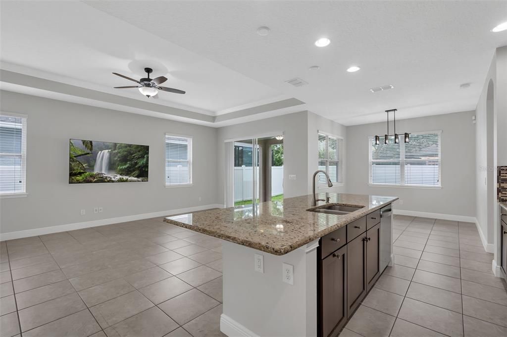 For Sale: $675,000 (4 beds, 3 baths, 2214 Square Feet)