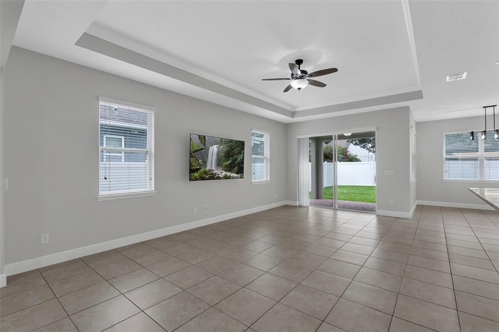 For Sale: $675,000 (4 beds, 3 baths, 2214 Square Feet)