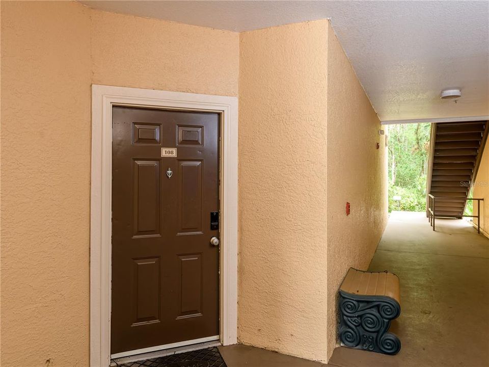For Sale: $219,000 (3 beds, 2 baths, 1292 Square Feet)