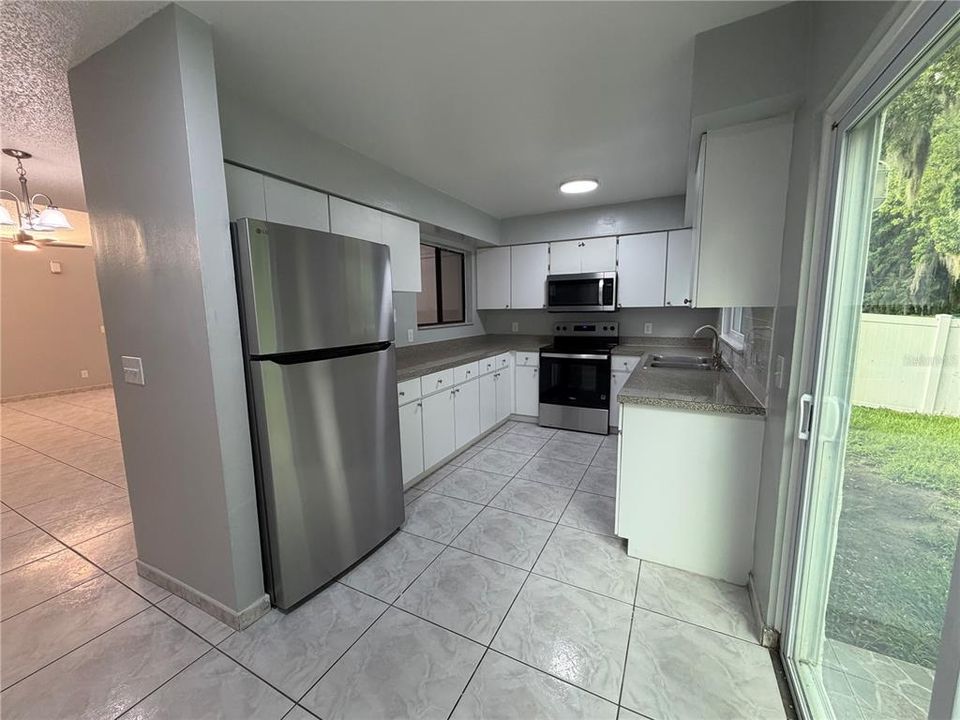 En Venta: $360,000 (3 camas, 2 baños, 1349 Pies cuadrados)