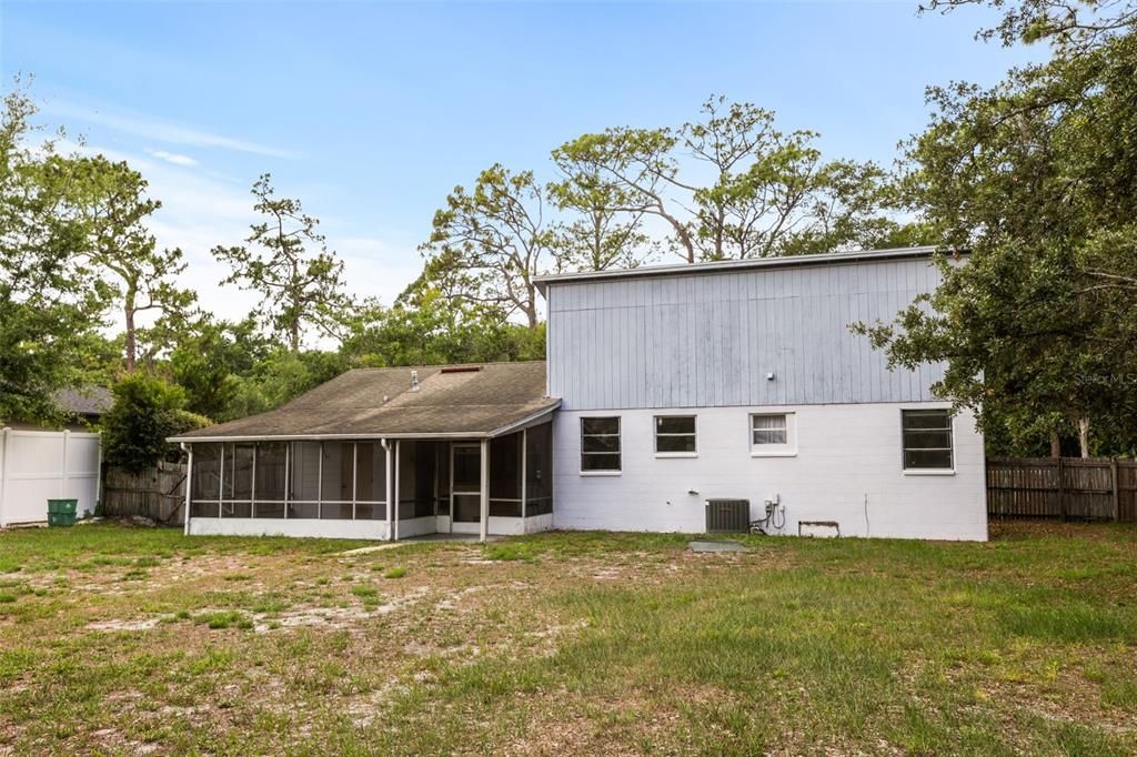 For Sale: $398,900 (3 beds, 2 baths, 1225 Square Feet)